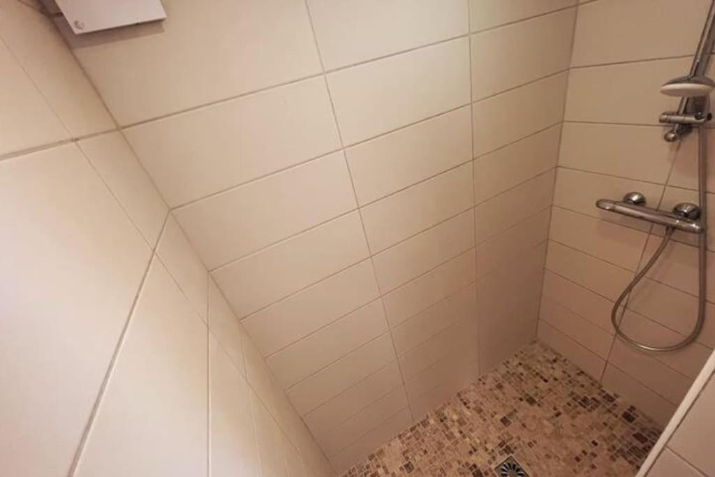 Petit Terme - Piscine - Clim - Parking * Les Angles (Gard)